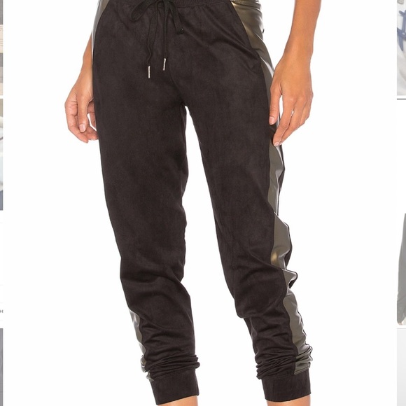 Super cute Chichi black and gold jogger - Picture 2 of 7